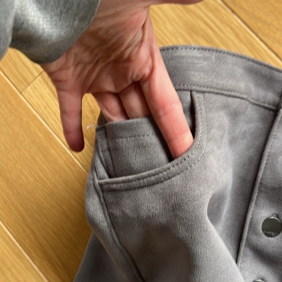 Express skirt. Gray. Size 0 - Picture 6 of 8